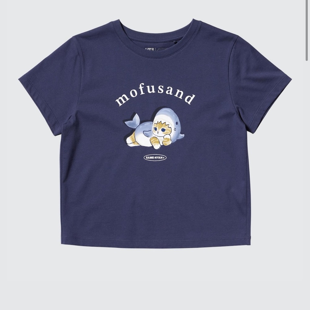 Uniqlo Navy Mofusand tee in large
